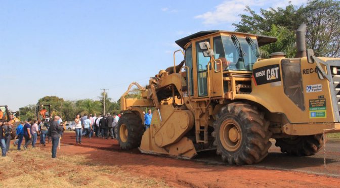Reinaldo Azambuja visita canteiro de obras e diz que o Reinaldo Azambuja visita canteiro de obras e diz que o