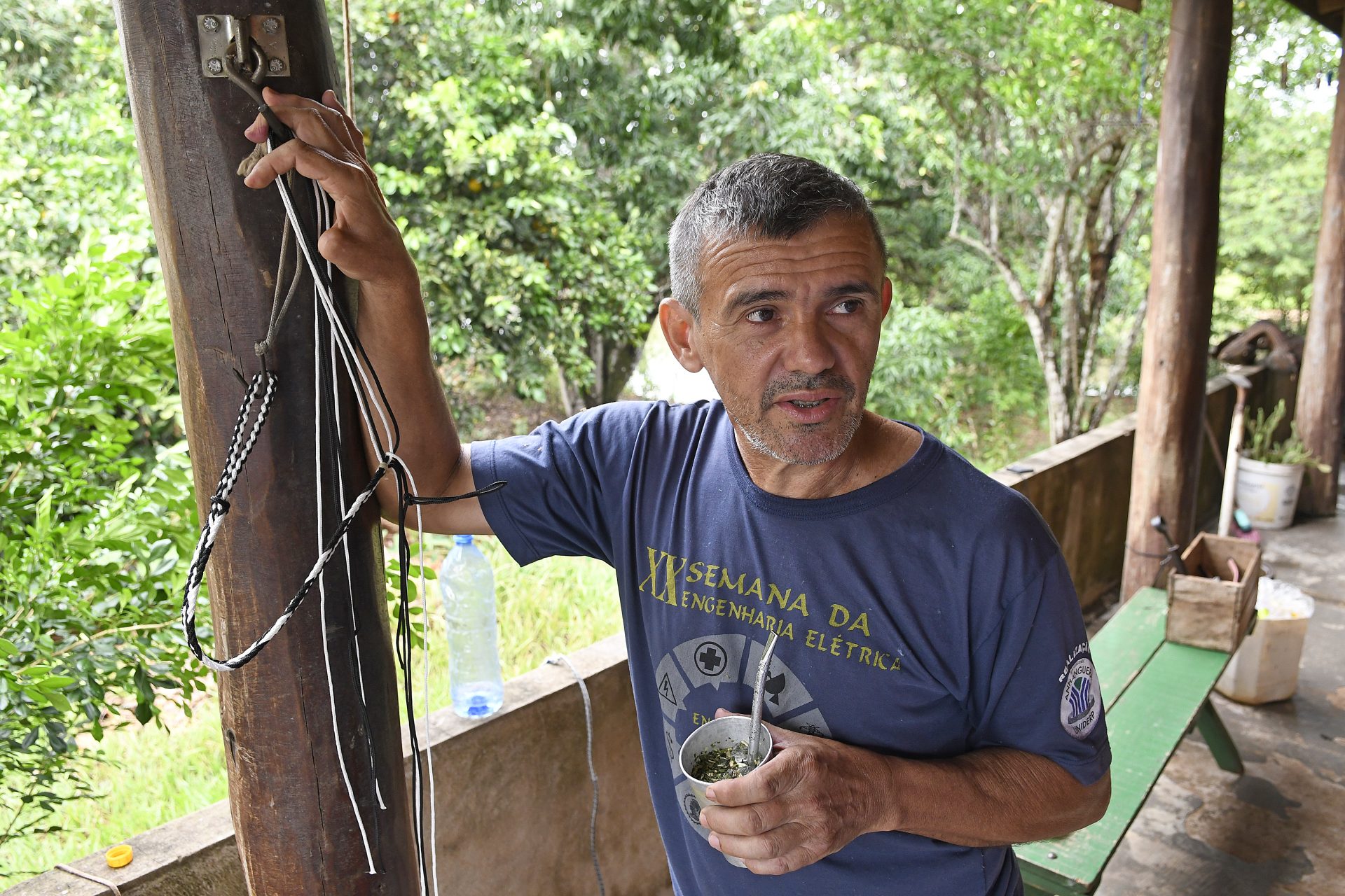 Faça Você Mesmo  Rochedo Engenharia